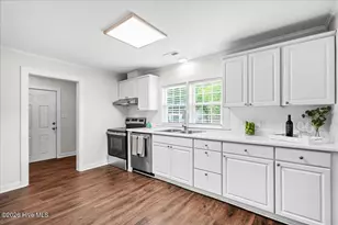 601 E 8th St, Washington, NC 27889 - Photo 3