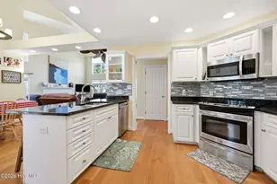 8725 Plantation Dr, Emerald Isle, NC 28594 - Photo 15