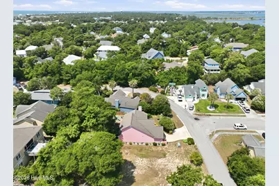 8725 Plantation Drive, Emerald Isle, NC 28594 - Photo 9