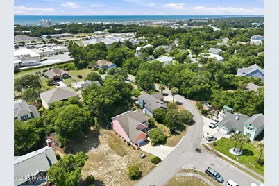 8725 Plantation Drive, Emerald Isle, NC 28594 - Photo 5