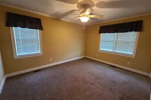 569 Central Ave, Kinston, NC 28504 - Photo 21