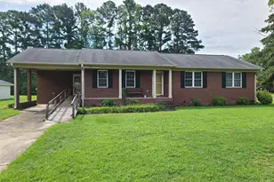 569 Central Ave, Kinston, NC 28504 - Photo 1