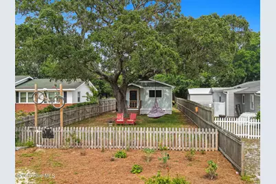 908 N Lord Street, Southport, NC 28461 - Photo 3