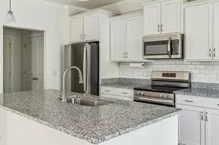 409 Kendall Dr, Southern Pines, NC 28387 - Photo 9