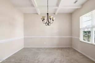 910 Highgrove Dr, Spring Lake, NC 28390 - Photo 7