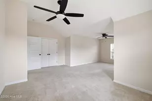 910 Highgrove Dr, Spring Lake, NC 28390 - Photo 21
