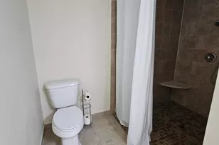 113A Jefferson St, Clinton, NC 28328 - Photo 17