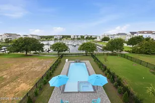 206 Back St, Newport, NC 28570 - Photo 59