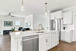 206 Back St, Newport, NC 28570 - Photo 19