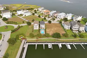 206 Back St, Newport, NC 28570 - Photo 3