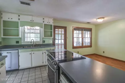 5420 Collinwood Court, Wilmington, NC 28403 - Photo 9