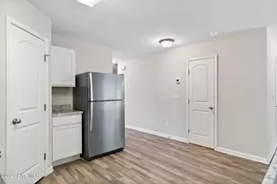 73 Shamrock Dr SW, Sunset Beach, NC 28468 - Photo 9