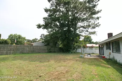 301 Dennis Road, Jacksonville, NC 28546 - Photo 17