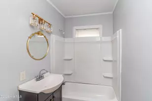 1209 Sycamore Rd, Kinston, NC 28501 - Photo 15