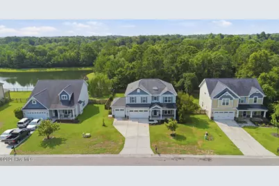 404 Canvasback Lane, Sneads Ferry, NC 28460 - Photo 3