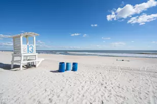 811 Carolina Beach Ave S, Carolina Beach, NC 28428 - Photo 37