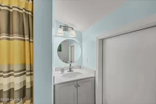 811 Carolina Beach Ave S, Carolina Beach, NC 28428 - Photo 27