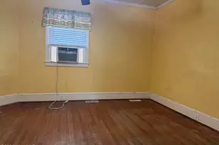 210 N Harvey St, Washington, NC 27889 - Photo 5