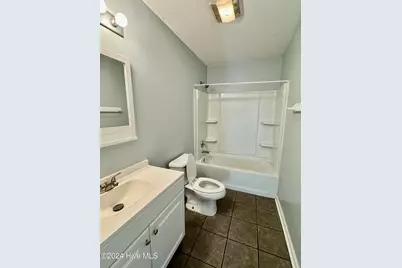 2702 Bluff View Drive #B, Greenville, NC 27834 - Photo 5