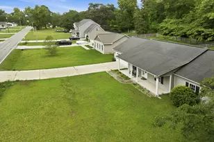 131 Fire Tower Rd, Richlands, NC 28574 - Photo 11