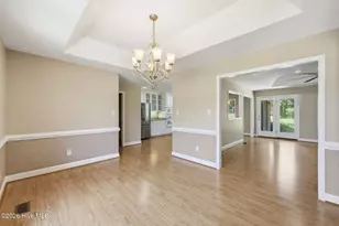 5208 Meadowbrook Dr, Trent Woods, NC 28562 - Photo 7