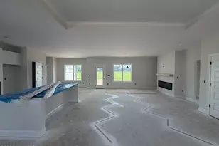 140 Margot Manor Dr, Benson, NC 27504 - Photo 3
