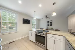 2940 Oleander Dr, Wilmington, NC 28403 - Photo 7