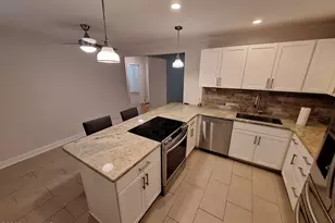 2940 Oleander Dr, Wilmington, NC 28403 - Photo 9