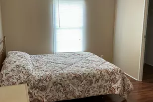 77 Maple Ave, Elizabethtown, NC 28337 - Photo 15