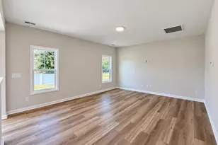 259 Crossvine St, Selma, NC 27576 - Photo 5