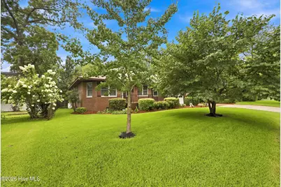 1113 Riverside Avenue, Elizabeth City, NC 27909 - Photo 7