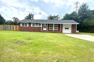 406 Forest Grove Ave, Jacksonville, NC 28540 - Photo 1