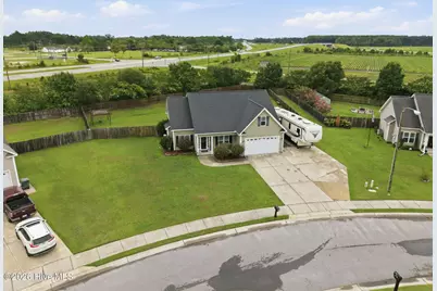 4401 Bristlecone Drive, Ayden, NC 28513 - Photo 11