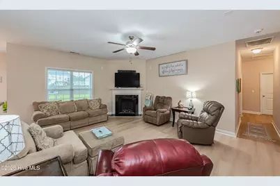 508 Louvre Lane, Jacksonville, NC 28546 - Photo 17