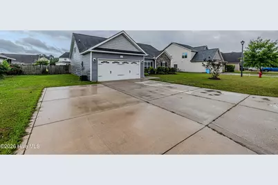 508 Louvre Lane, Jacksonville, NC 28546 - Photo 3