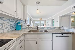650 Cedar Point Blvd, Cedar Point, NC 28584 - Photo 15