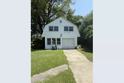210 E Middle Street, Creswell, NC 27928 - Photo 5