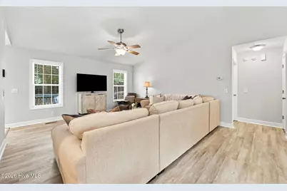 2405 Longleaf Drive W, Pinehurst, NC 28374 - Photo 9