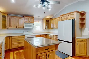 221 Salty Shores Rd, Newport, NC 28570 - Photo 15