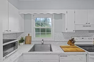 103 Hofmann Dr, Jacksonville, NC 28546 - Photo 11