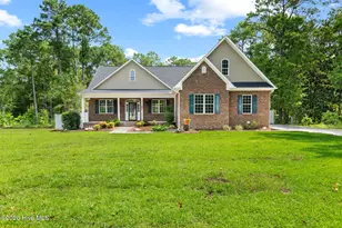 605 Gena Vee Ct, Stella, NC 28582 - Photo 3