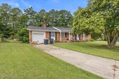517 West Court, Jacksonville, NC 28546 - Photo 1