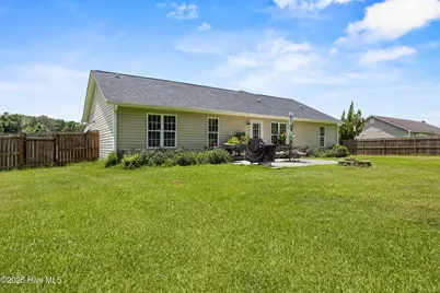 113 Rolling Meadow Drive, Richlands, NC 28574 - Photo 35