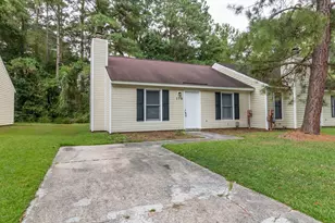 170 Corey Cir, Jacksonville, NC 28546 - Photo 1
