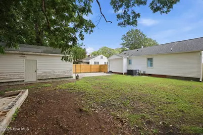 405 Greenview Drive N, Greenville, NC 27834 - Photo 29