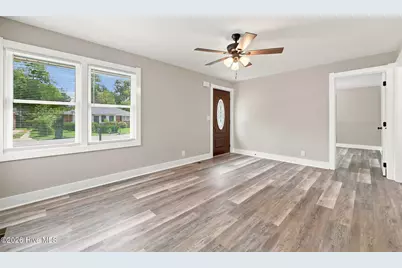 405 Greenview Drive N, Greenville, NC 27834 - Photo 5