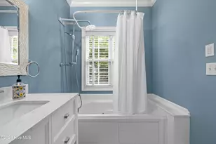 105 Francis Marion Dr, Wilmington, NC 28411 - Photo 11