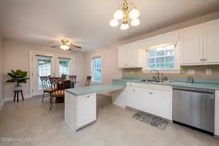 122 Laura Dr, New Bern, NC 28562 - Photo 3