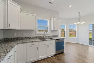 721 Regiment Rd, Jacksonville, NC 28546 - Photo 9
