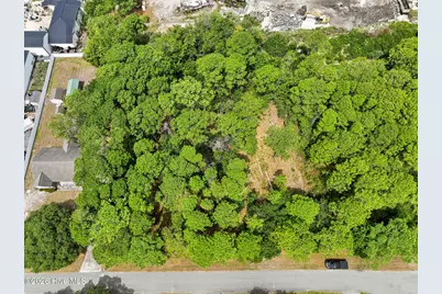 3773 Oakwood Drive SE, Oak Island, NC 28461 - Photo 3